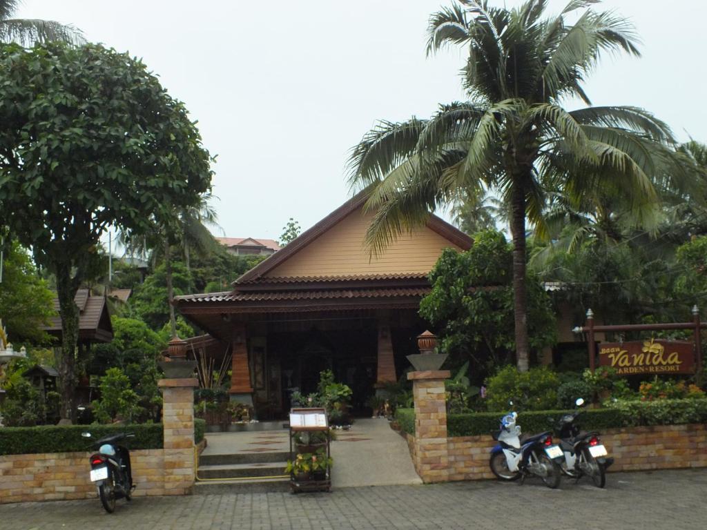 Baan Vanida Garden Resort Karon Buitenkant foto